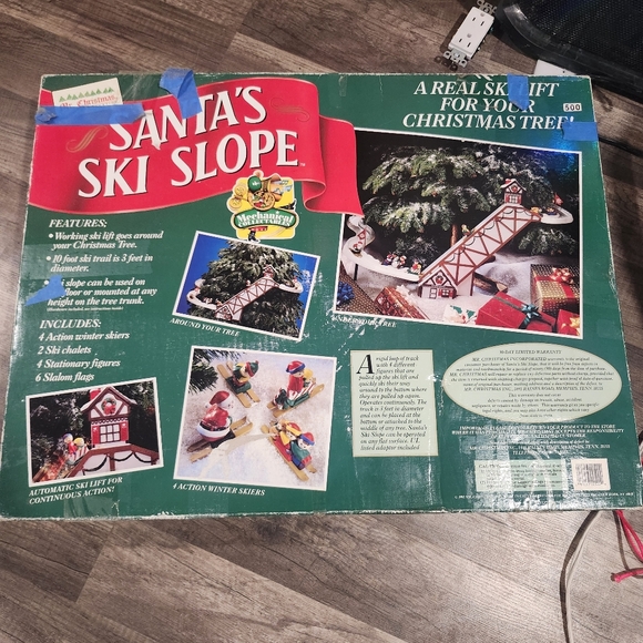 Vtg 1992 RARE Mr Christmas Santa's Ski Slope Animated PRICE CLUB EXCLUSIVE-VIDEO - Picture 2 of 11
